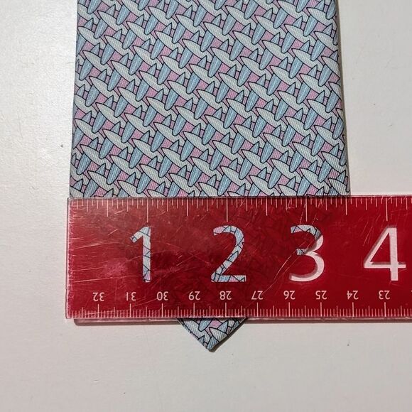 VINEYARD VINES Martha's Vineyard Silk Tie Lt. Blue Silk Necktie - Picture 4 of 4